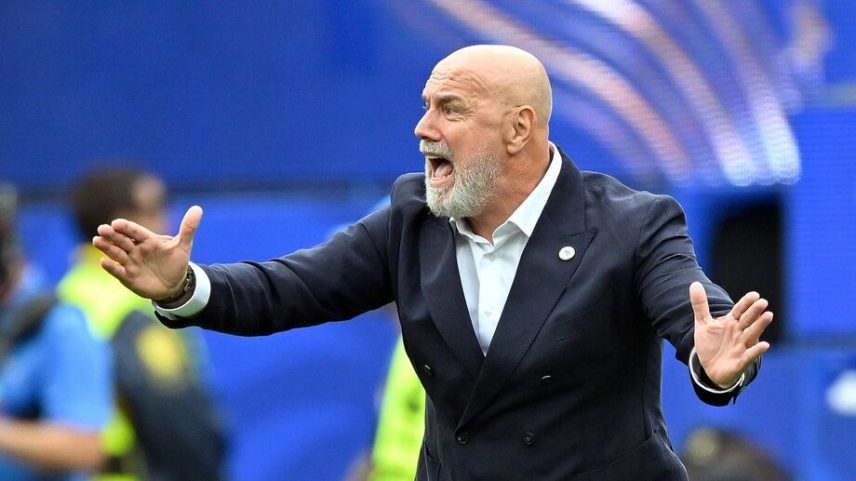 Sergej Barbarez celebra vitória da Bósnia e diz estar sem palavras
