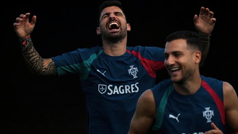 Rúben Neves ainda não jogou mas mantém boa disposição