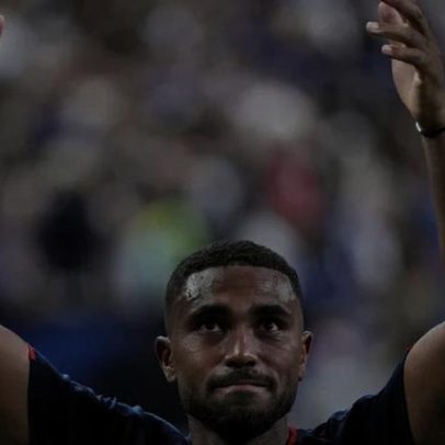 Deroy Duarte reage a situação descrita como inacreditável: está num sonho