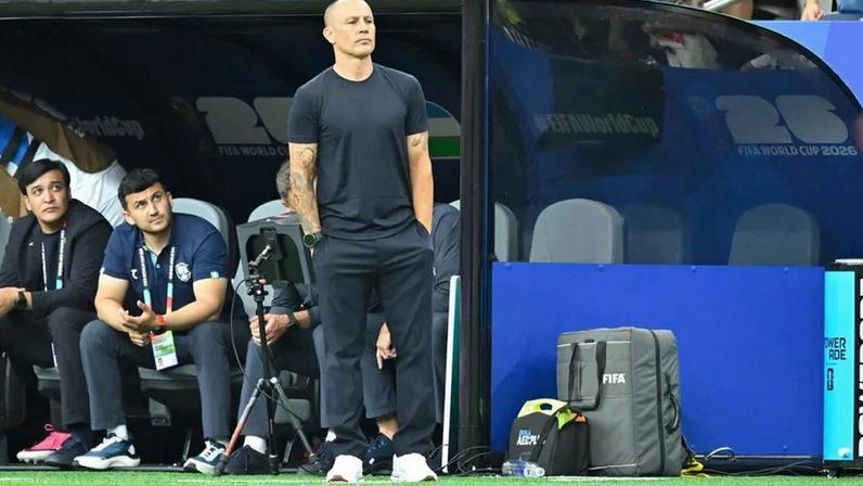 Cannavaro admite decepção com regresso a casa sem pontos após más exibições