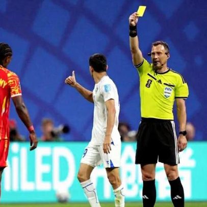 Cartões escassos e decisões dos árbitros marcam fase de grupos do Mundial