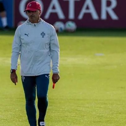 Martínez utilizou 22 jogadores, 11 somaram mais de 90 minutos