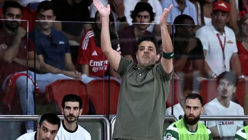Nuno Dias elogia guarda-redes do Benfica e diz que o jogo foi diferente
