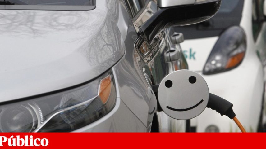 O objectivo do regime jurídico da mobilidade eléctrica é tornar o carregamento de carros eléctricos mais simples, mais aberto à concorrência e mais parecido com o abastecimento de combustível num posto tradicional