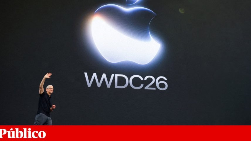 O CEO da Apple, Tim Cook, acena no palco durante a Conferência Mundial de Programadores da Apple, em Cupertino, Califórnia, EUA, a 8 de Junho de 2026
