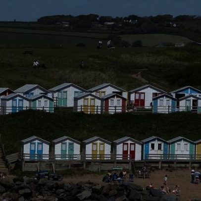 Praia na Cornualha eleita a melhor do Reino Unido