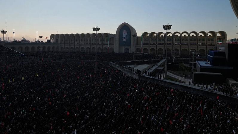 Mojtaba e ex-presidentes não compareceram à cerimónia fúnebre de Ali Khamenei