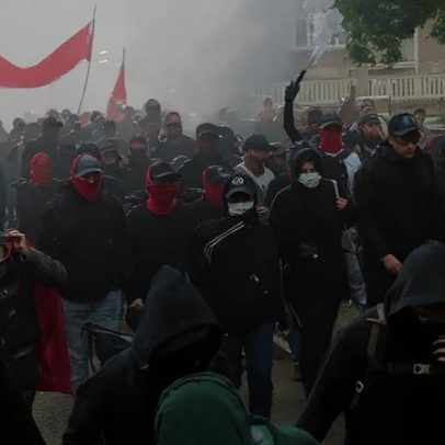 Aliança de extrema-esquerda justifica violência contra jornalistas no congresso da AfD