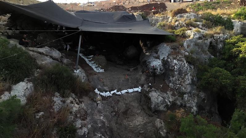 Gruta intacta de 400 mil anos em Israel revela época pré-neandertal