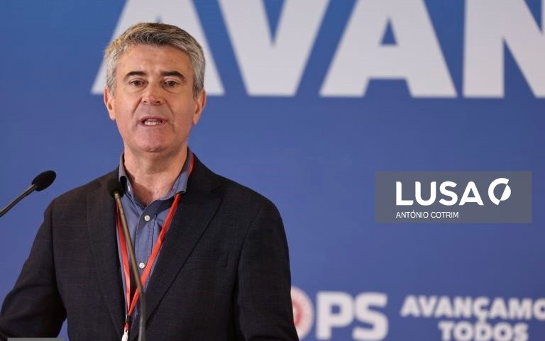 Carneiro começa ronda por congressos federativos do PS e assume compromisso com os distritos