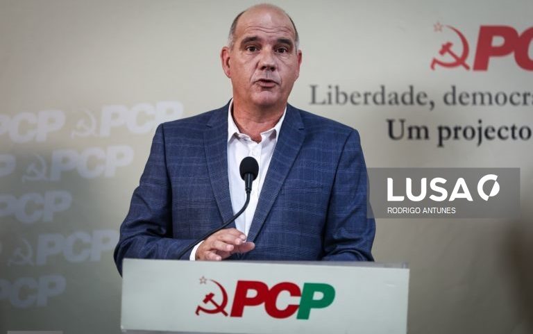Governo deve garantir que nenhum aluno é prejudicado por correção de exames - PCP