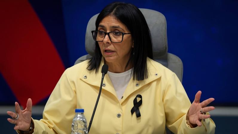 Delcy Rodríguez pede suspensão de sanções para facilitar resposta