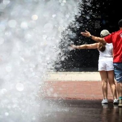 Aviso vermelho por calor extremo estendido a 13 distritos