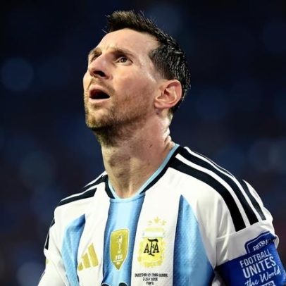 Messi alcança 20 gols em Mundiais e vence oitavo jogo consecutivo