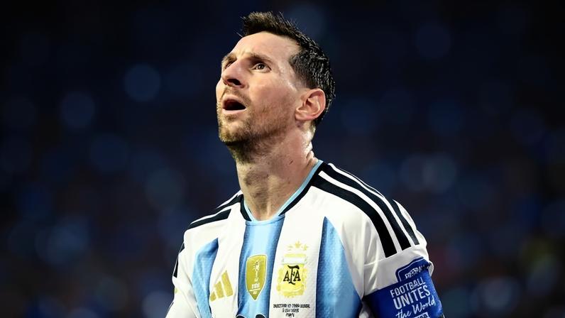 Messi chega aos 20 golos em Mundiais de futebol e fatura pelo oitavo jogo seguido
