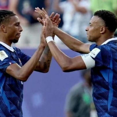 França avança aos quartos de final ao vencer Paraguai com penálti de Mbappé