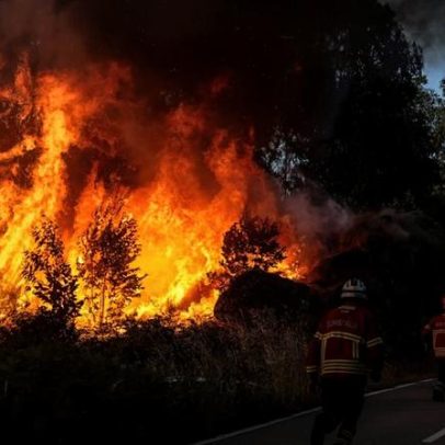 Incêndio em Vouzela chega a Oliveira de Frades e fere dois bombeiros