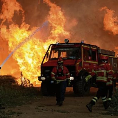 Incêndio em Vouzela mantém-se sem descanso