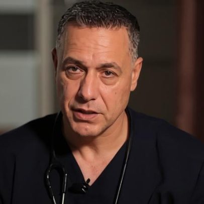 Médico palestiniano Hussam Abu Safiya detido por Israel em estado crítico