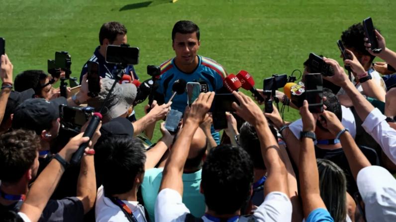 Ronaldo critica assessor da seleção: Deixa-me responder