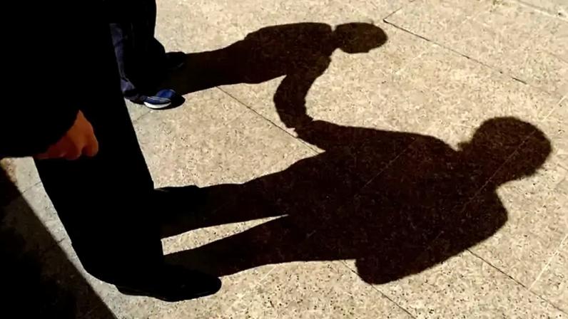 Pais e avós das crianças foram detidos