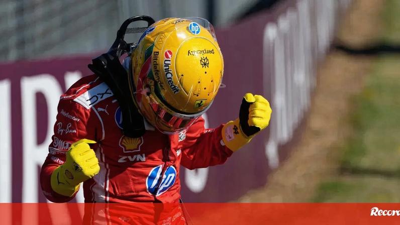 Lewis Hamilton festejou em casa