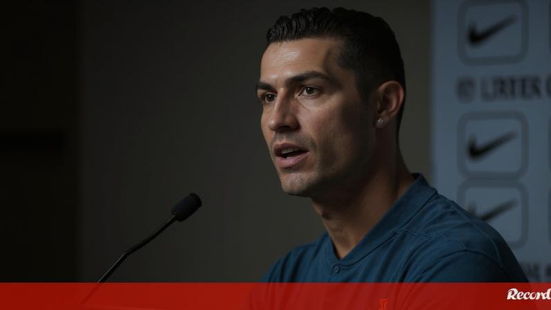 Cristiano Ronaldo antevê jogo com a Espanha; conferência em directo