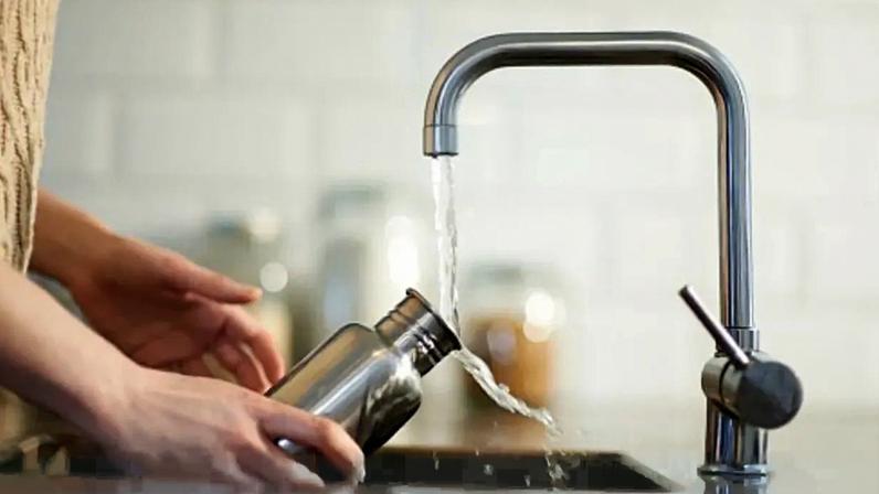 Rotura no fornecimento de água em Almada já reparada