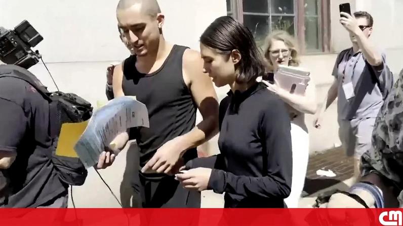 Casal detido por escalar o Empire State Building abandona o tribunal