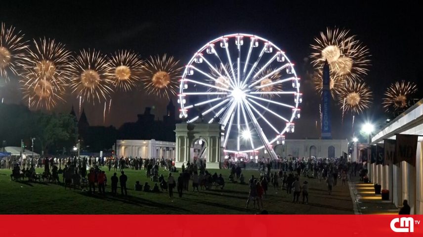 Fogo de artifício ilumina Washington nos 250 anos dos Estados Unidos