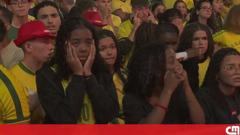 Copacabana em lágrimas após eliminação do Brasil do Mundial