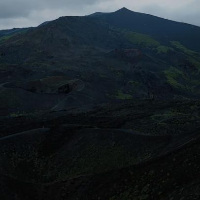 Cinzas do Etna obrigam encerramento de parte do espaço aéreo na Sicília