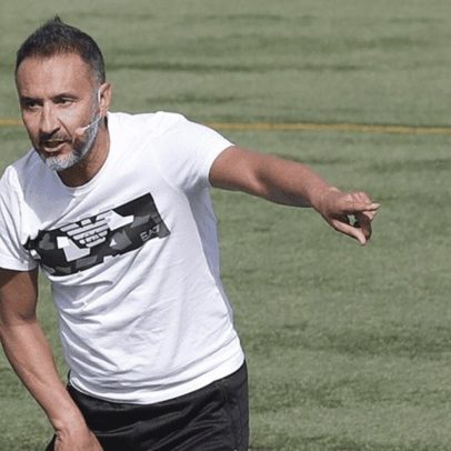 Nottingham Forest confirma saída de Vítor Pereira