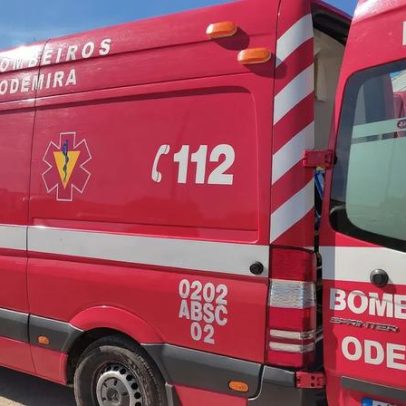 Mais de 100 operacionais e cinco meios aéreos combatem incêndio em Odemira