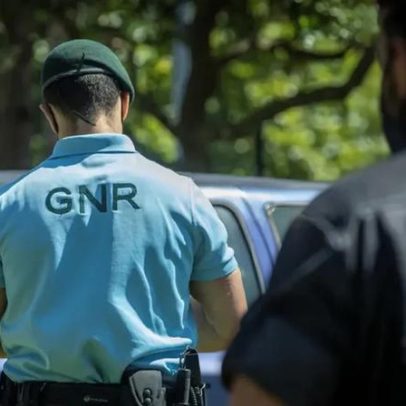Apreendido em flagrante a assaltar anexo de habitação