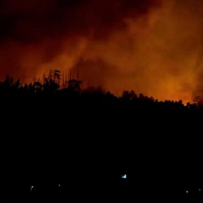 Incêndio em Vouzela provoca evacuação de duas aldeias na Serra do Caramulo