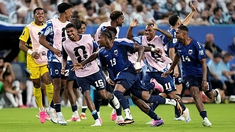 Thierry Henry dá os parabéns a Cabo Verde em português e sublinha: «Argentinos nem sequer celebraram»