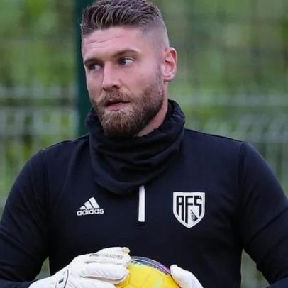 Simão Bertelli é reforço do Leixões