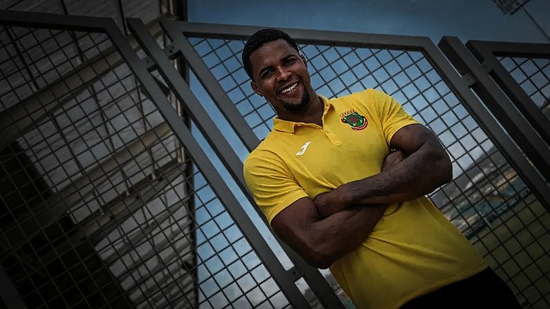 Kauan esteve no Paços de Ferreira, emprestado pelo Santa Clara, vai seguir na Académica