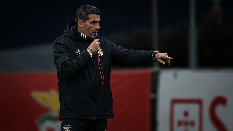 Benfica B inicia trabalhos com várias caras novas