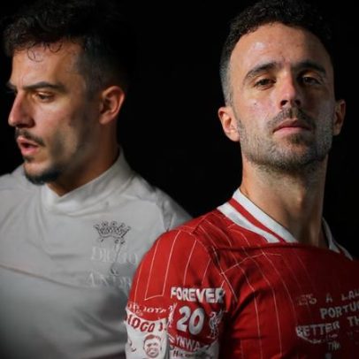 Liverpool presta homenagem a Diogo Jota e André Silva no 1º aniversário