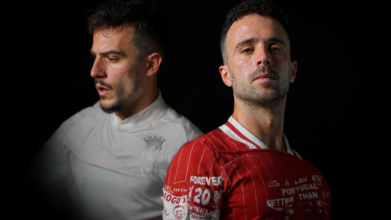 Liverpool presta homenagem a Diogo Jota e André Silva no 1º aniversário