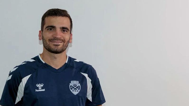 André Rodrigues assina em definitivo pelo Chaves
