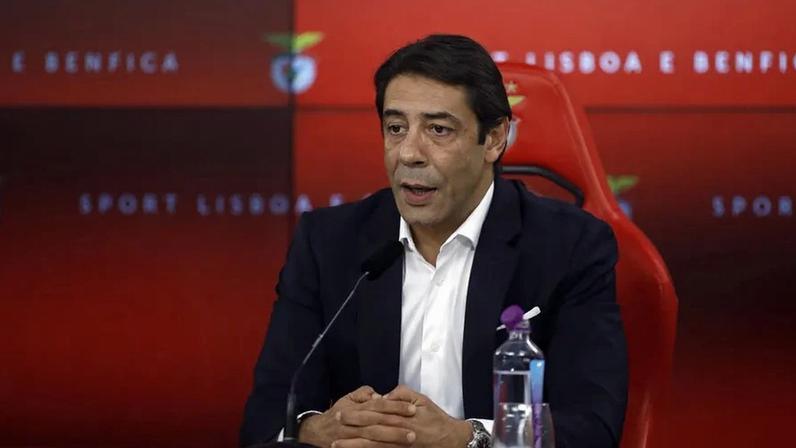 Rui Costa anuncia novidades futuras e reforça ligação com as Casas do Benfica