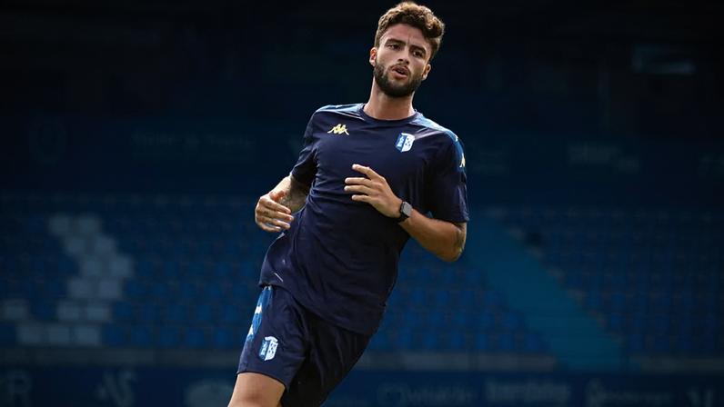 Bruno Wilson prossegue carreira na Arménia: central assinou contrato com o FC Ararat