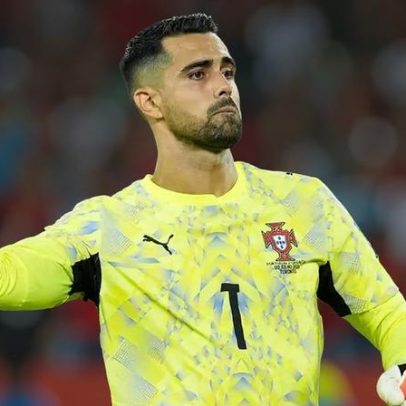 Diogo Costa brilha frente aos tubarões