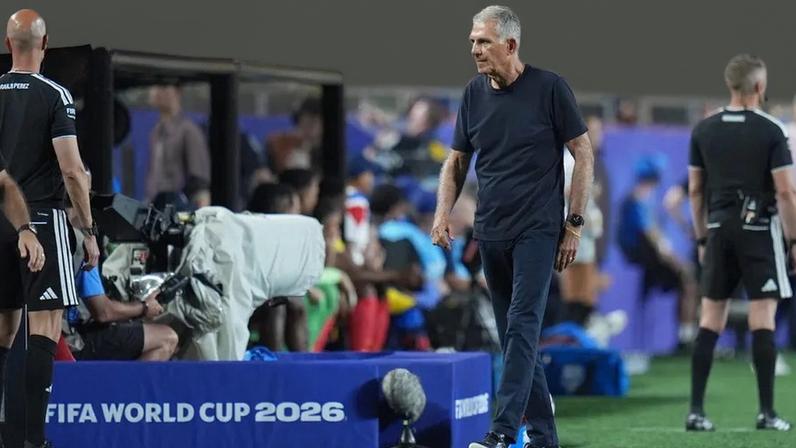 Carlos Queiroz, selecionador do Gana, durante o jogo com a Colômbia no Mundial'2026