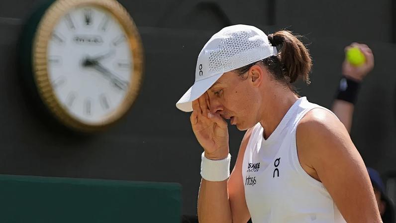 Iga Swiatek afastada por Alexandra Eala na terceira ronda de Wimbledon