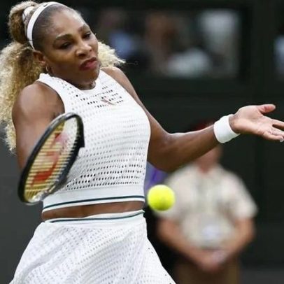 Serena Williams desiste dos pares em Wimbledon