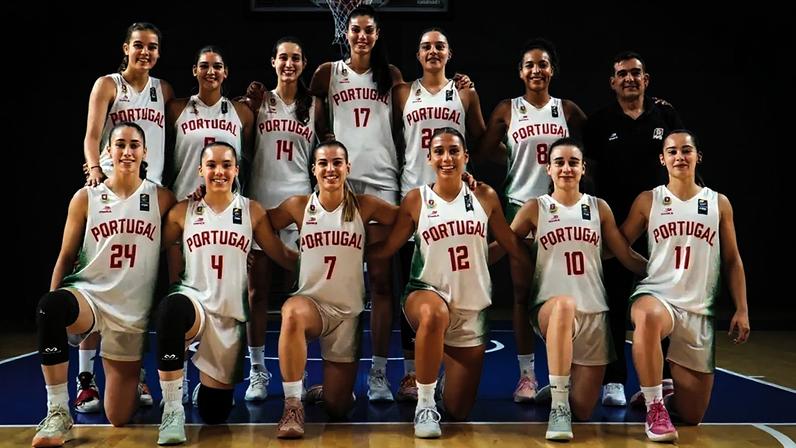 Portugal entra a vencer no Europeu
